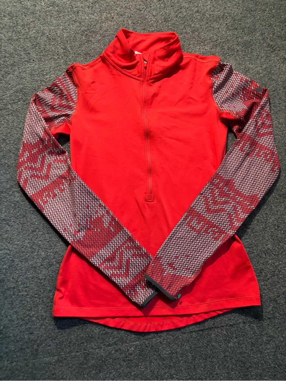 Vintage 90s Nike Women’s Red Performance Top